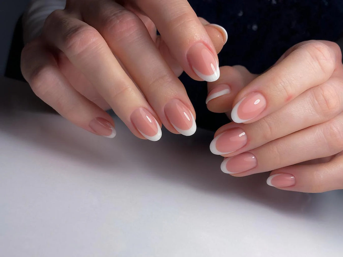 13 Stunning White French Nail Designs for a Chic Look